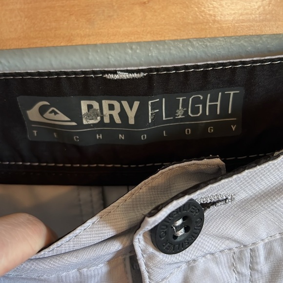 Quicksilver hybrid board shorts - Picture 3 of 7